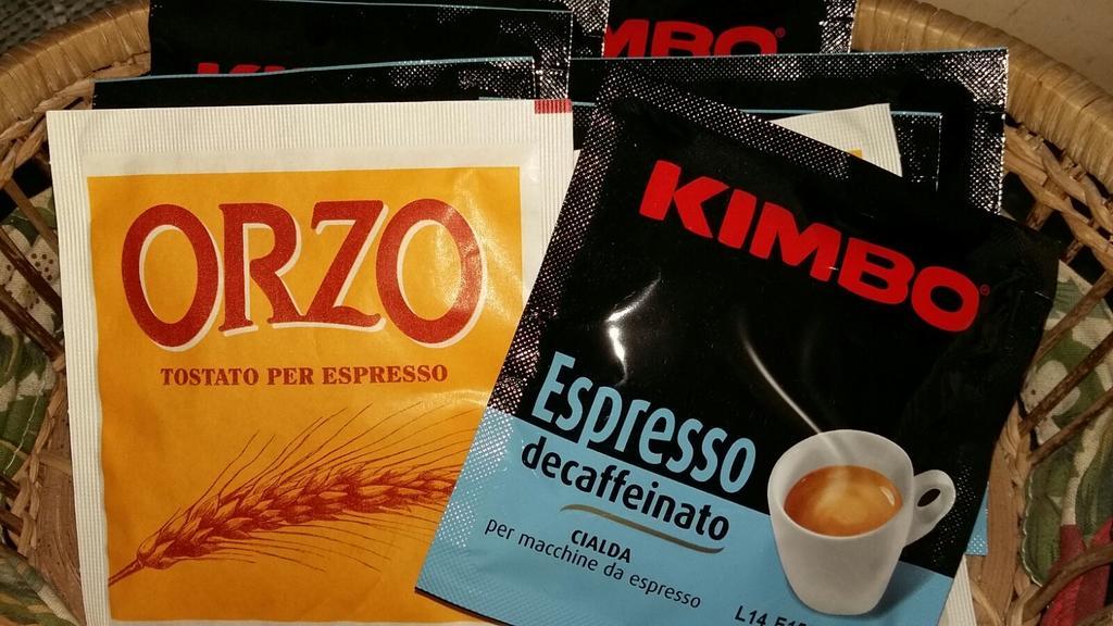 马拉加酒店 阿韦利诺 外观 照片